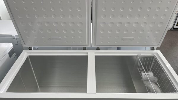 Imprasio 688L Chest Freezer - Image 2