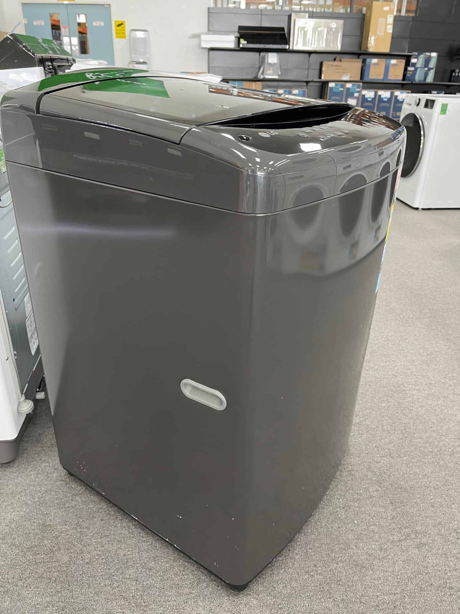 LG 9kg Series 3 Top Load Washing Machine with AI DD® in Grey - Image 3