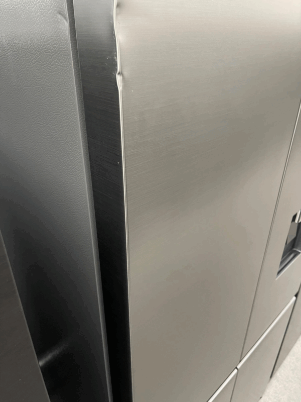 Panasonic 616L Quad Door Fridge Freezer with Ice & Water Dispenser - Image 4
