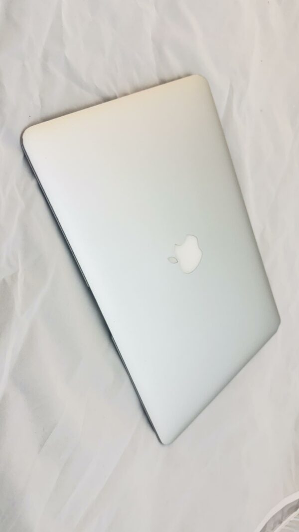 Apple Macbook Air A1466 - Perfect for students, travel etc - Image 5