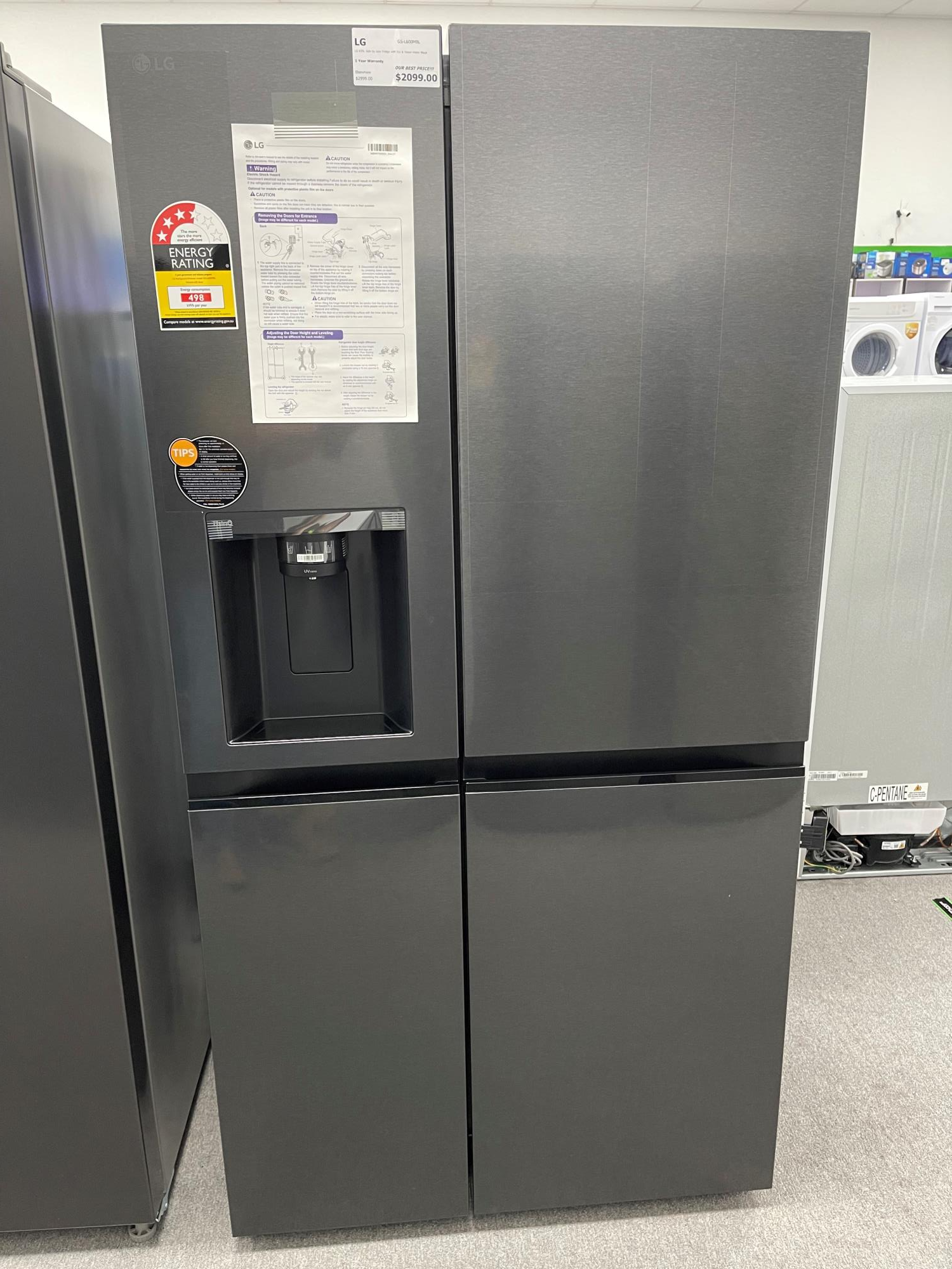 LG 635L Side by Side Fridge with Ice & Water Matte Black - Image 3