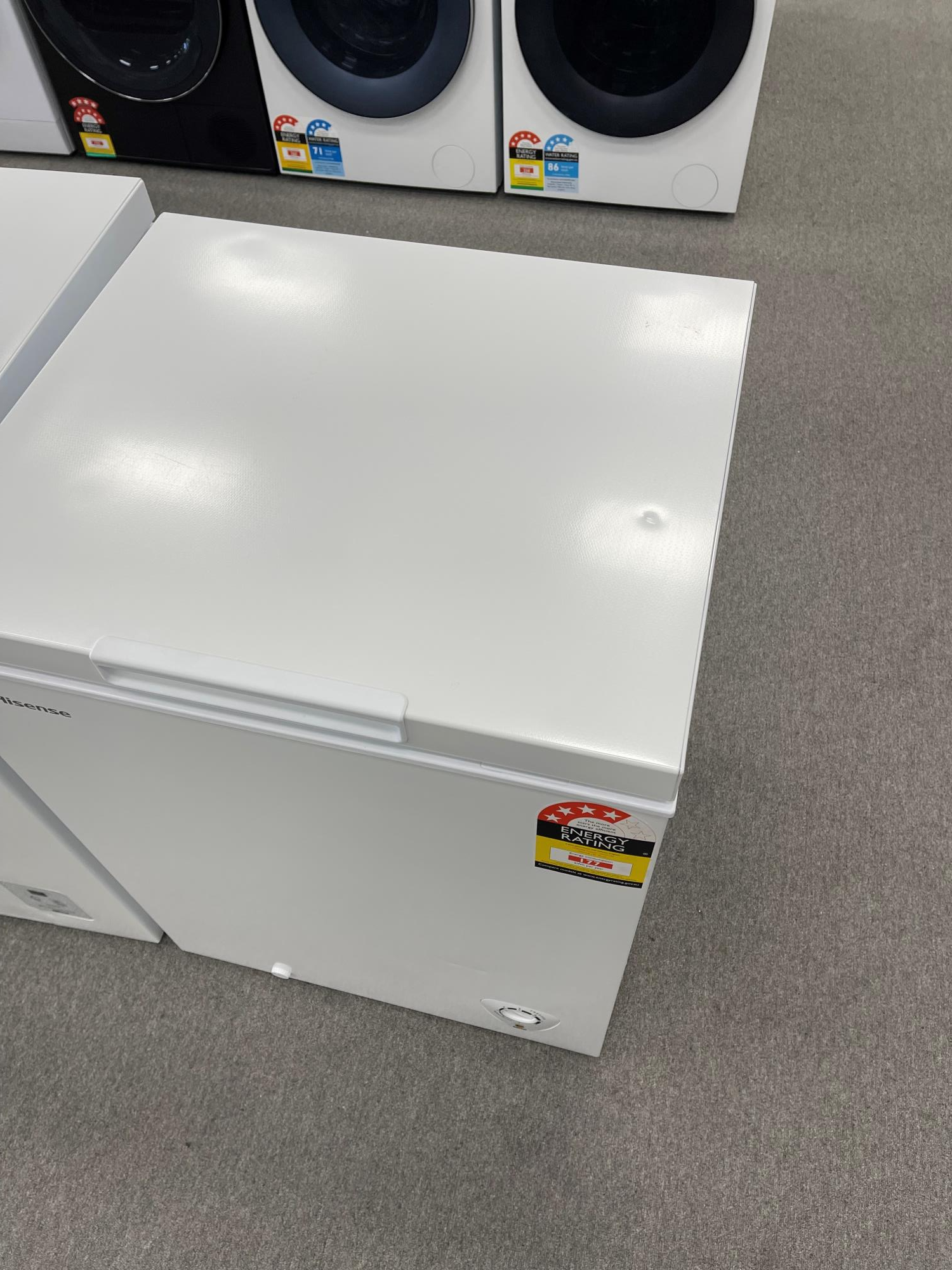 Hisense 145L Hybrid Chest Freezer - Image 2