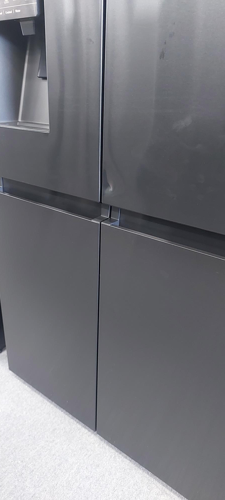Hisense 585L French Door Fridge Black Steel - Image 6